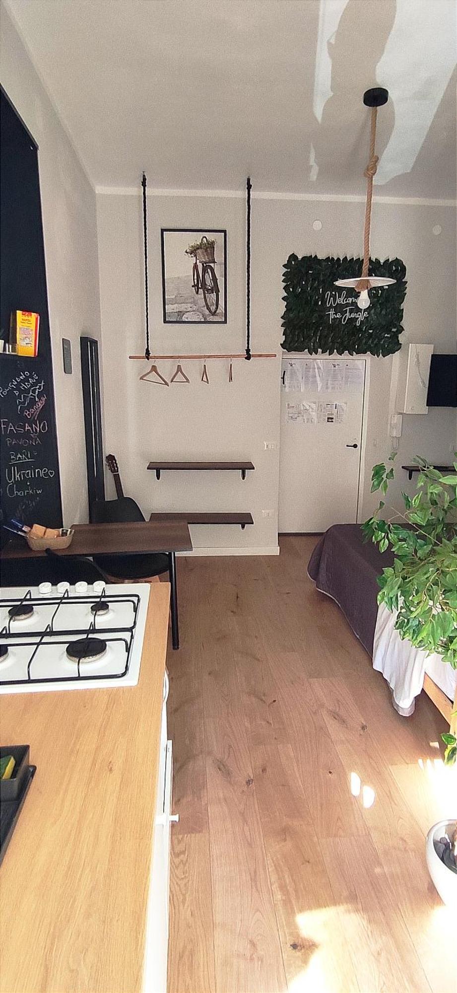 Apartment Misseregram *